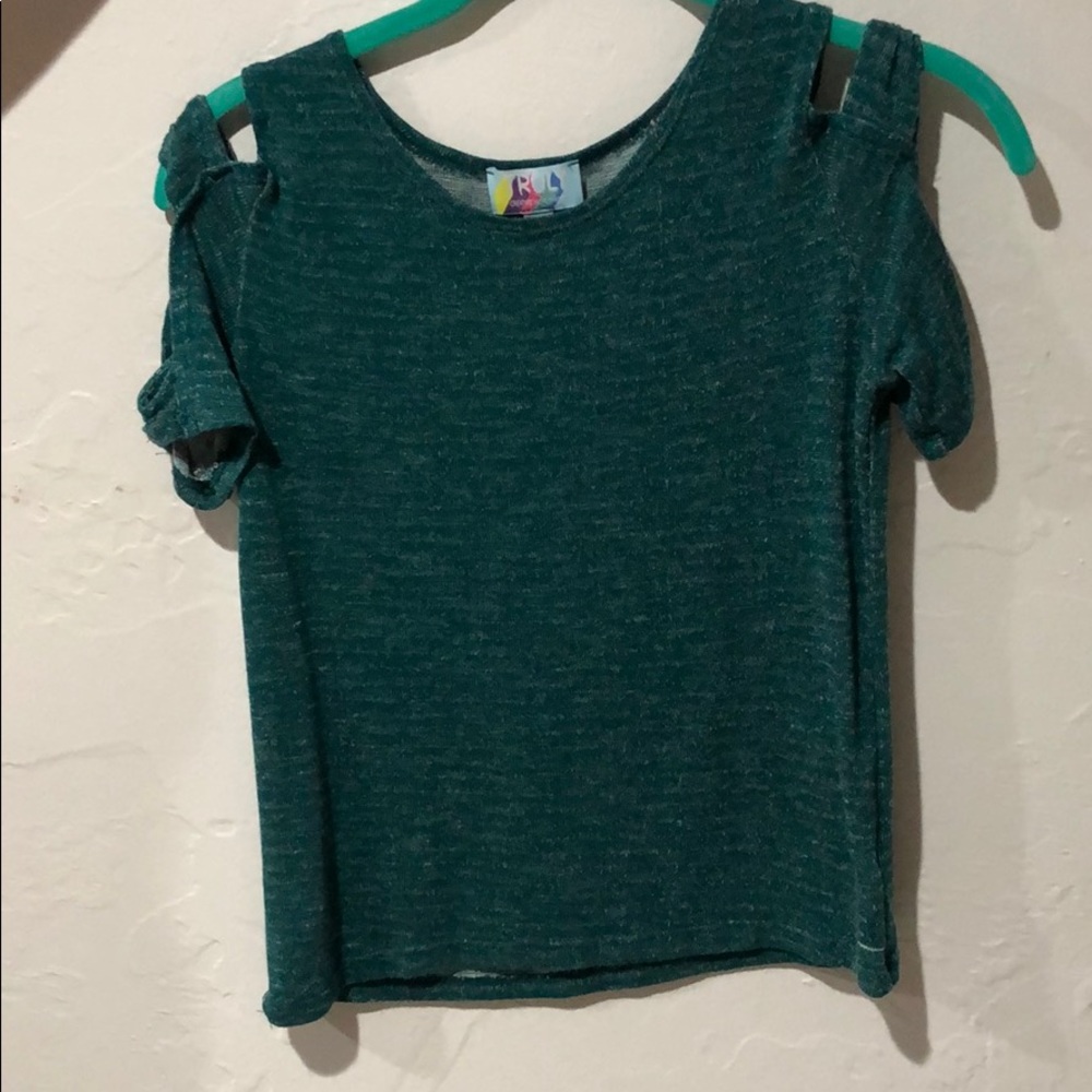 Cold shoulder shirt